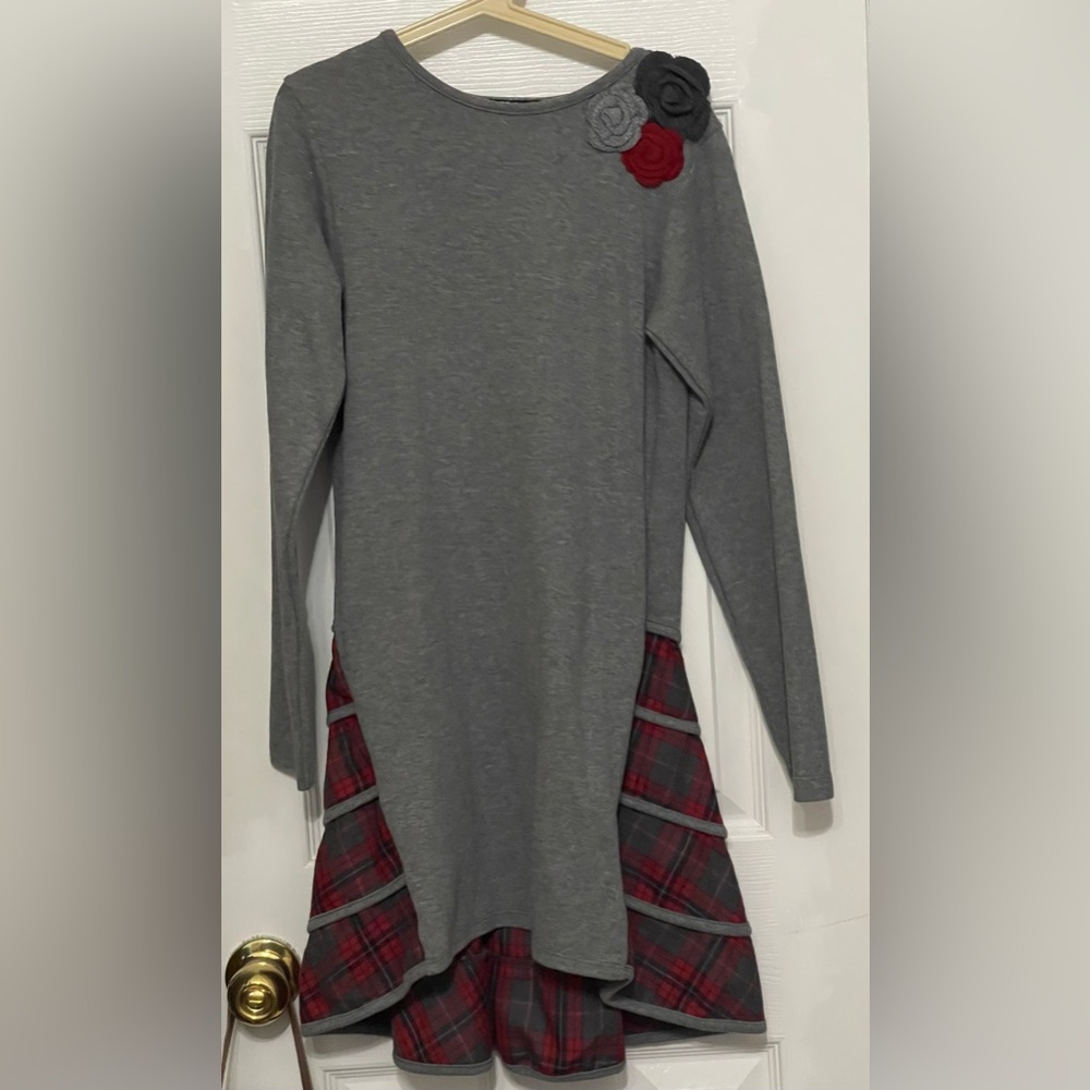 E Land NWOT Grey red Plaid Hi-Lo Dress Sz 12
